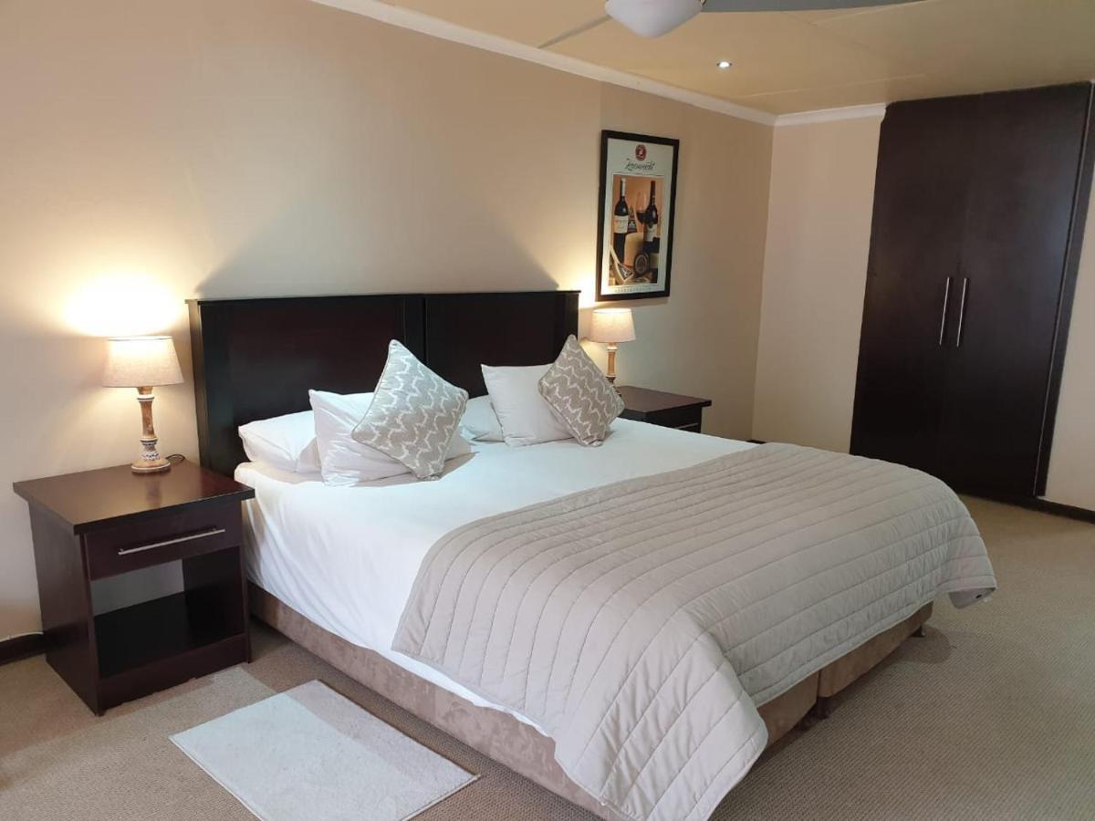 The Lazy Grape Guest Lodge & Spa Benoni Dış mekan fotoğraf
