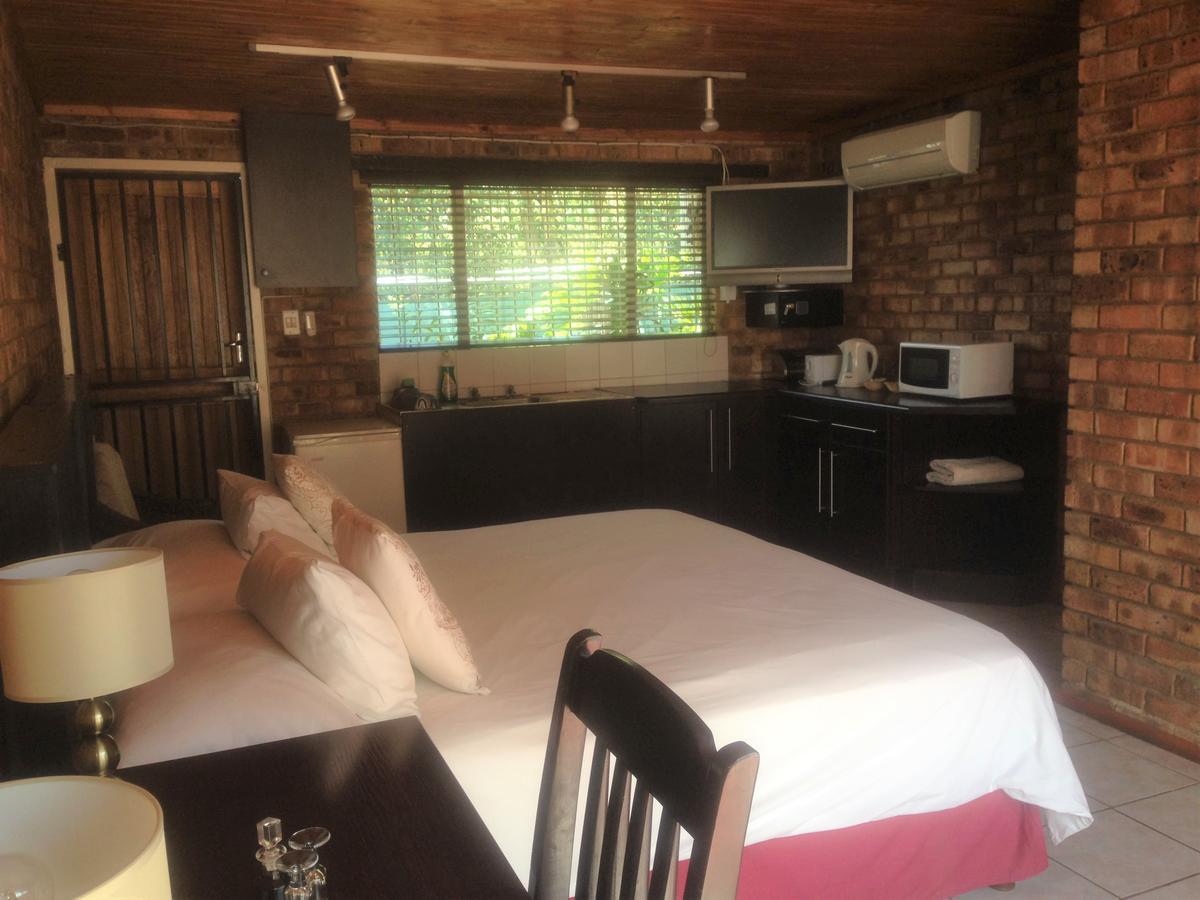 The Lazy Grape Guest Lodge & Spa Benoni Dış mekan fotoğraf