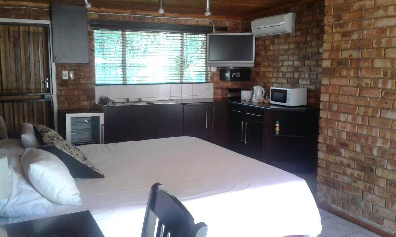 The Lazy Grape Guest Lodge & Spa Benoni Dış mekan fotoğraf
